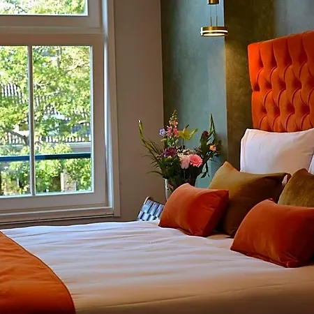 Hotel Iris 2*